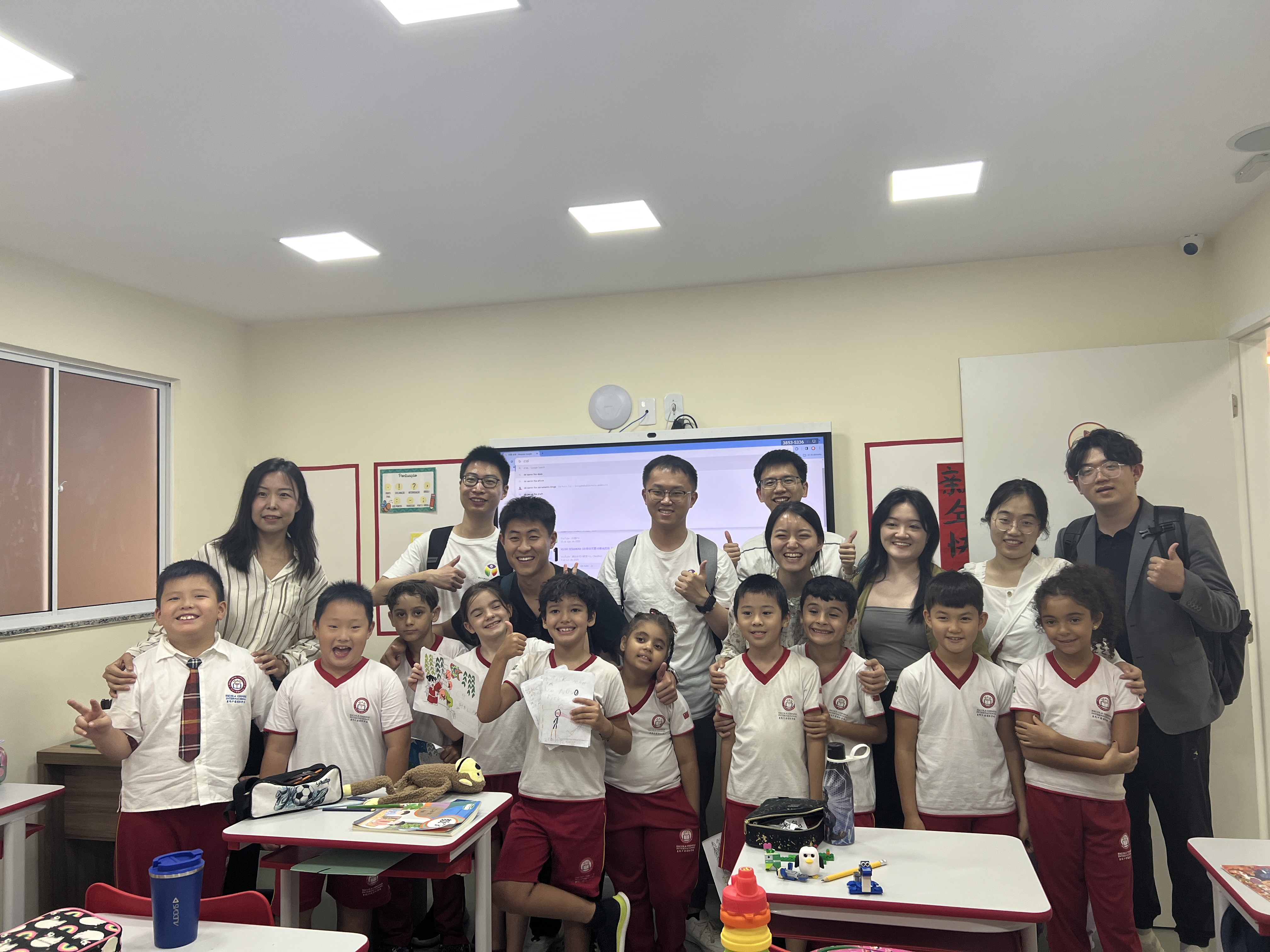 20240308-奔赴四海铸实践真知 对话世界立时代潮头——2024年精品无码久久久久久久久_国产精品一区二区三区四区五区_欧美亚洲国产激情一区二区_午夜精品久久久久久久久久久久_亚洲欧洲中文日韩久久AV乱码_91精品欧美一区二区三区_久久精品一区二区免费播放_日韩高清大片永久免费入口_久久国产欧美日韩精品免费_欧美一区二区三区久久综合_国产精品天天狠天天看“知行计划”研究生骨干海外实践纪实-南美实践支队-支队成员在里约热内卢中国国际学校开展活动.jpg